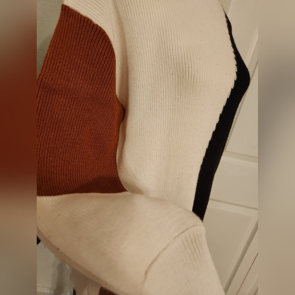 Lindy Turtleneck Sweater Dress - Picture 4 of 8